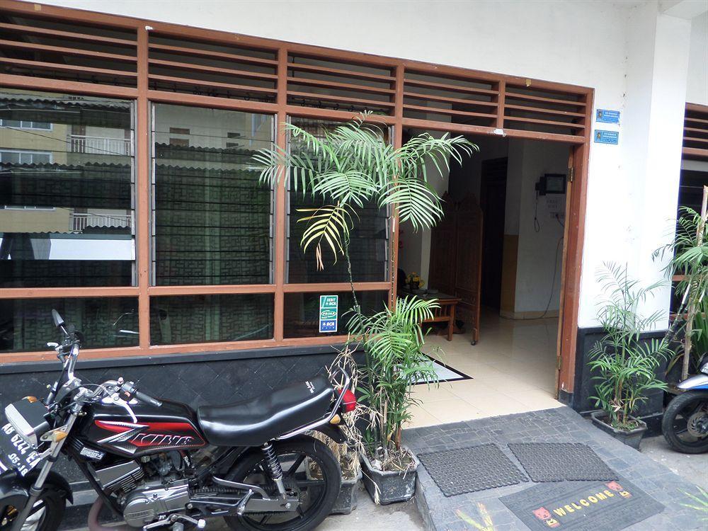 Hotel Merbabu 2*